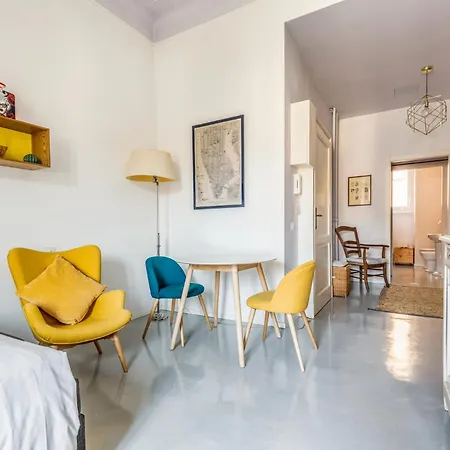 New Aparthotel, 2 Guests, Wi-fi, Viale Umbria Apartment 4*