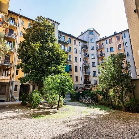 New Aparthotel, 2 Guests, Wi-fi, Viale Umbria Lejlighed 4*
